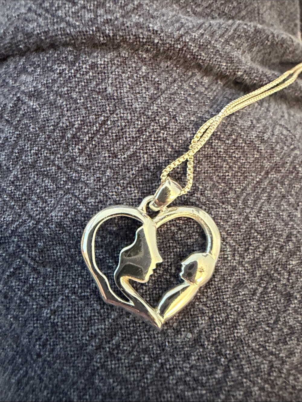 Beautiful Sterling Silver Mother/Child Heart Pendant Necklace, 925 - Picture 6 of 6